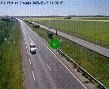 <h2>Webcam à hauteur de Vert-en-Drouais sur la N12, en périphérie de Dreux. Vue orientée vers Alençon</h2>