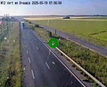 <h2>Webcam à hauteur de Vert-en-Drouais sur la N12, en périphérie de Dreux. Vue orientée vers Alençon</h2>