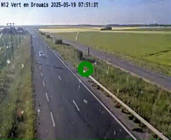 <h2>Webcam à hauteur de Vert-en-Drouais sur la N12, en périphérie de Dreux. Vue orientée vers Alençon</h2>