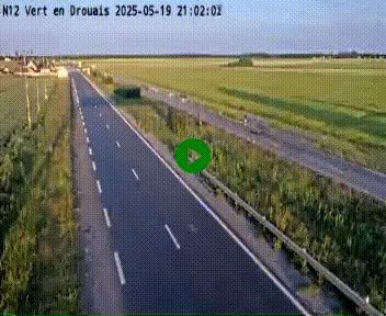 <h2>Webcam à hauteur de Vert-en-Drouais sur la N12, en périphérie de Dreux. Vue orientée vers Alençon</h2>