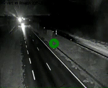 <h2>Webcam à hauteur de Vert-en-Drouais sur la N12, en périphérie de Dreux. Vue orientée vers Alençon</h2>