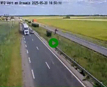 <h2>Webcam à hauteur de Vert-en-Drouais sur la N12, en périphérie de Dreux. Vue orientée vers Alençon</h2>