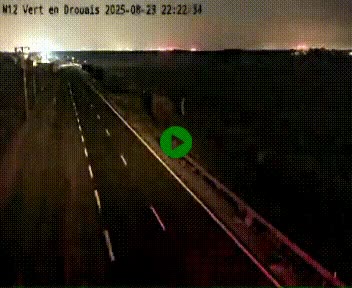 <h2>Webcam à hauteur de Vert-en-Drouais sur la N12, en périphérie de Dreux. Vue orientée vers Alençon</h2>