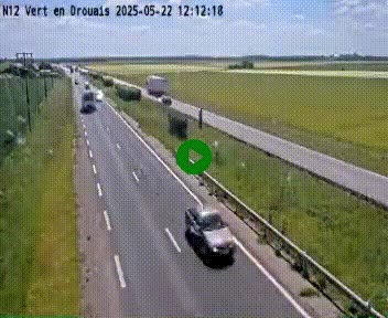 <h2>Webcam à hauteur de Vert-en-Drouais sur la N12, en périphérie de Dreux. Vue orientée vers Alençon</h2>