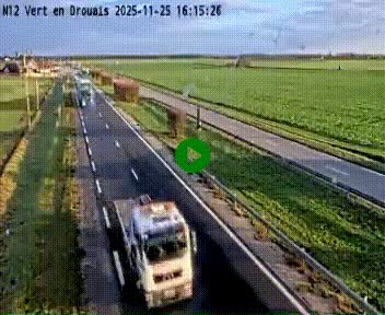 <h2>Webcam à hauteur de Vert-en-Drouais sur la N12, en périphérie de Dreux. Vue orientée vers Alençon</h2>