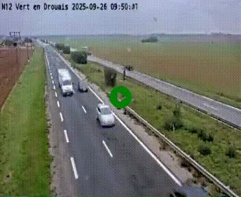 <h2>Webcam à hauteur de Vert-en-Drouais sur la N12, en périphérie de Dreux. Vue orientée vers Alençon</h2>