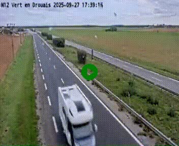 <h2>Webcam à hauteur de Vert-en-Drouais sur la N12, en périphérie de Dreux. Vue orientée vers Alençon</h2>