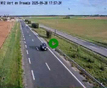 <h2>Webcam à hauteur de Vert-en-Drouais sur la N12, en périphérie de Dreux. Vue orientée vers Alençon</h2>