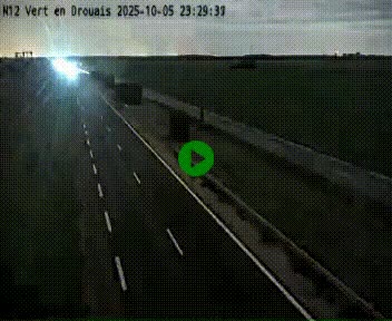 <h2>Webcam à hauteur de Vert-en-Drouais sur la N12, en périphérie de Dreux. Vue orientée vers Alençon</h2>