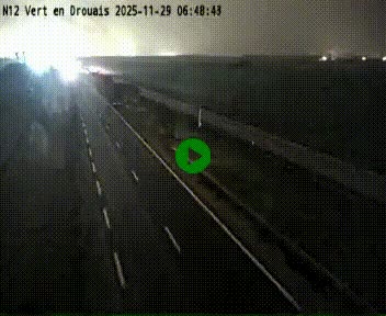 <h2>Webcam à hauteur de Vert-en-Drouais sur la N12, en périphérie de Dreux. Vue orientée vers Alençon</h2>