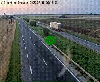 <h2>Webcam à hauteur de Vert-en-Drouais sur la N12, en périphérie de Dreux. Vue orientée vers Alençon</h2>