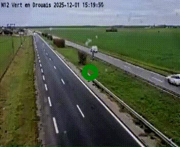 <h2>Webcam à hauteur de Vert-en-Drouais sur la N12, en périphérie de Dreux. Vue orientée vers Alençon</h2>