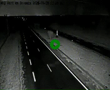 <h2>Webcam à hauteur de Vert-en-Drouais sur la N12, en périphérie de Dreux. Vue orientée vers Alençon</h2>