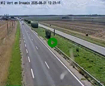 <h2>Webcam à hauteur de Vert-en-Drouais sur la N12, en périphérie de Dreux. Vue orientée vers Alençon</h2>