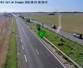<h2>Webcam à hauteur de Vert-en-Drouais sur la N12, en périphérie de Dreux. Vue orientée vers Alençon</h2>