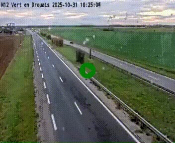 <h2>Webcam à hauteur de Vert-en-Drouais sur la N12, en périphérie de Dreux. Vue orientée vers Alençon</h2>