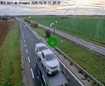 <h2>Webcam à hauteur de Vert-en-Drouais sur la N12, en périphérie de Dreux. Vue orientée vers Alençon</h2>