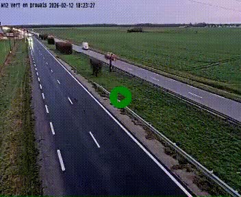 <h2>Webcam à hauteur de Vert-en-Drouais sur la N12, en périphérie de Dreux. Vue orientée vers Alençon</h2>