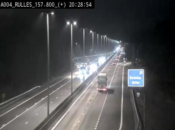 Webcam à hauteur de la sortie 28a donnant sur la P7 menant à Rulles. Vue orientée vers Luxembourg