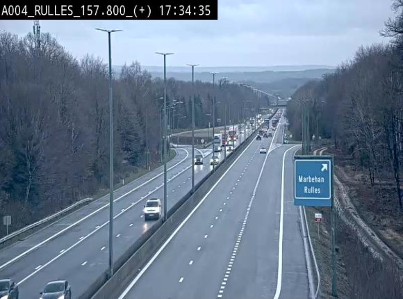 <h2>Webcam à hauteur de la sortie 28a donnant sur la P7 menant à Rulles. Vue orientée vers Luxembourg</h2>