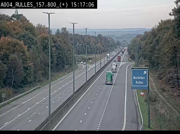 <h2>Webcam à hauteur de la sortie 28a donnant sur la P7 menant à Rulles. Vue orientée vers Luxembourg</h2>