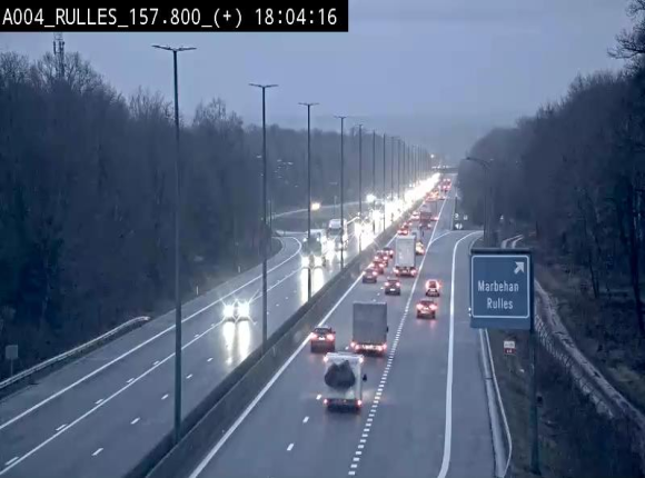 <h2>Webcam à hauteur de la sortie 28a donnant sur la P7 menant à Rulles. Vue orientée vers Luxembourg</h2>