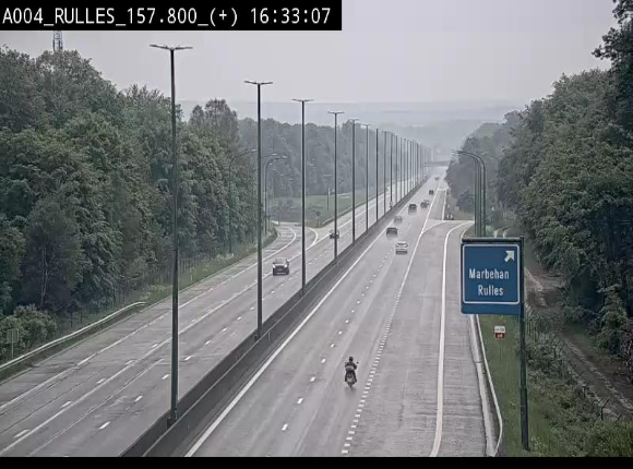 Webcam à hauteur de la sortie 28a donnant sur la P7 menant à Rulles. Vue orientée vers Luxembourg