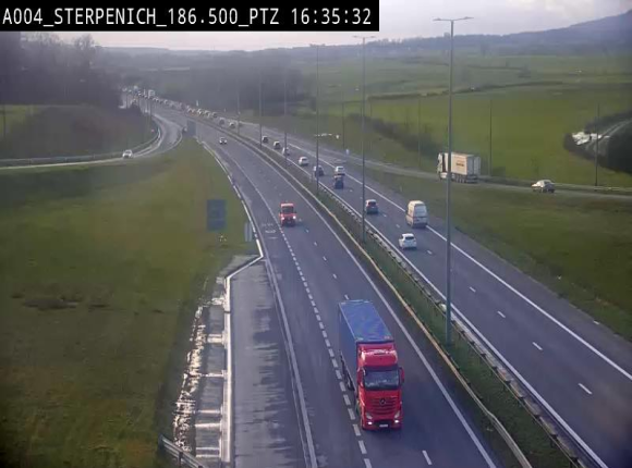 <h2>Webcam E411 à Sterpenich en Belgique près de la frontière du Luxembourg. Vue orientée vers Bruxelles</h2>