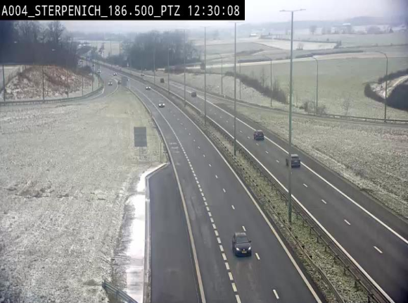 <h2>Webcam E411 à Sterpenich en Belgique près de la frontière du Luxembourg. Vue orientée vers Bruxelles</h2>