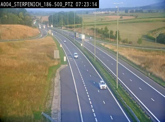 <h2>Webcam E411 à Sterpenich en Belgique près de la frontière du Luxembourg. Vue orientée vers Bruxelles</h2>