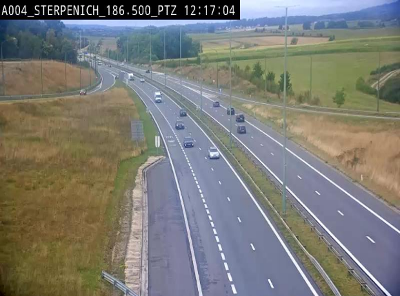 Webcam E411 à Sterpenich en Belgique près de la frontière du Luxembourg. Vue orientée vers Bruxelles