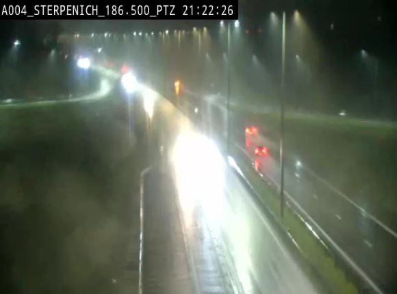 Webcam E411 à Sterpenich en Belgique près de la frontière du Luxembourg. Vue orientée vers Bruxelles