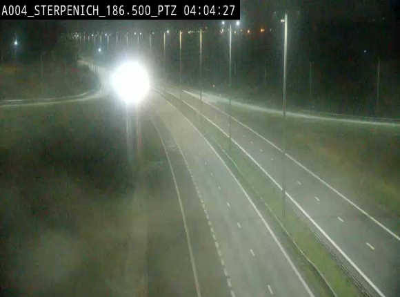 Webcam E411 à Sterpenich en Belgique près de la frontière du Luxembourg. Vue orientée vers Bruxelles