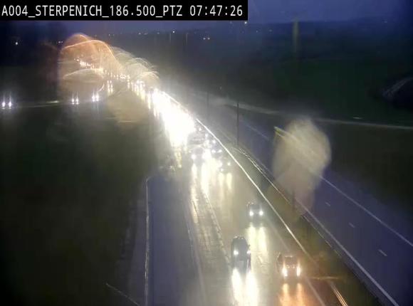 Webcam E411 à Sterpenich en Belgique près de la frontière du Luxembourg. Vue orientée vers Bruxelles