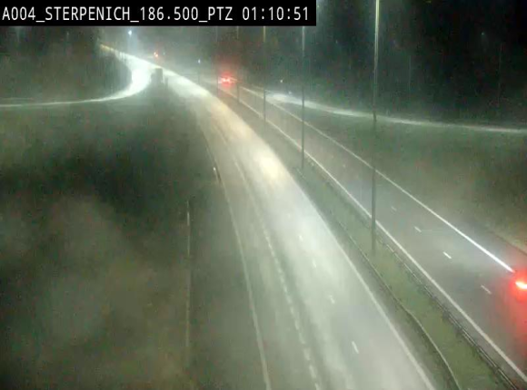 Webcam E411 à Sterpenich en Belgique près de la frontière du Luxembourg. Vue orientée vers Bruxelles
