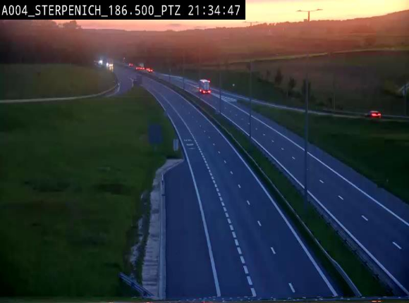 Webcam E411 à Sterpenich en Belgique près de la frontière du Luxembourg. Vue orientée vers Bruxelles