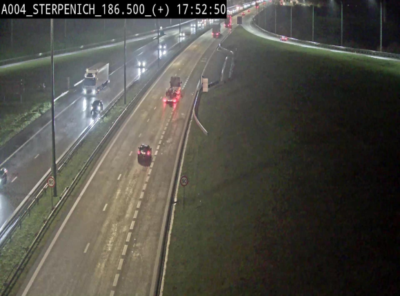 Webcam E411 à Sterpenich en Belgique. Vue orientée vers la frontière luxembourgeoise