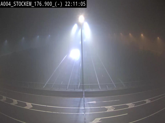 Webcam à hauteur de la sortie 30 Fouches - Stockem sur l'E411, menant sur la N83. Vue orientée vers Namur