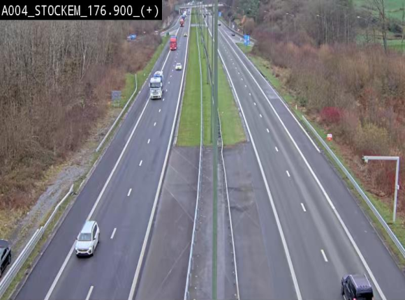 <h2>Webcam au-dessus de l'E411 sur la N83 à hauteur de la sortie Stockem. Vue orientée vers Arlon</h2>