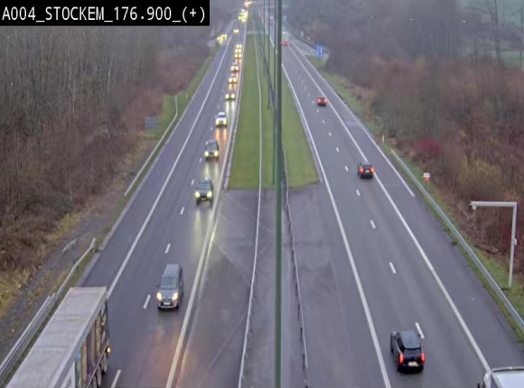 <h2>Webcam au-dessus de l'E411 sur la N83 à hauteur de la sortie Stockem. Vue orientée vers Arlon</h2>