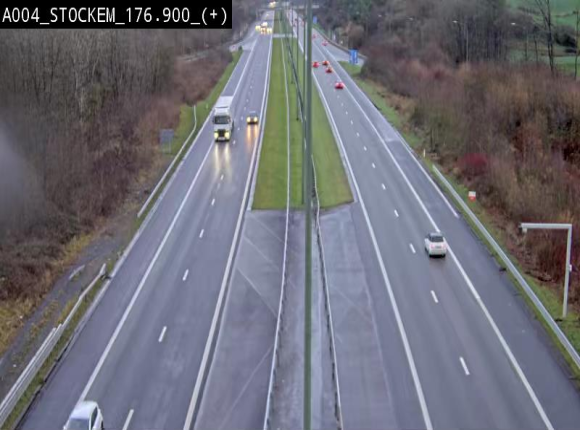 <h2>Webcam au-dessus de l'E411 sur la N83 à hauteur de la sortie Stockem. Vue orientée vers Arlon</h2>