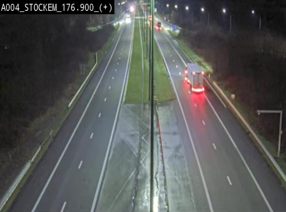 <h2>Webcam au-dessus de l'E411 sur la N83 à hauteur de la sortie Stockem. Vue orientée vers Arlon</h2>
