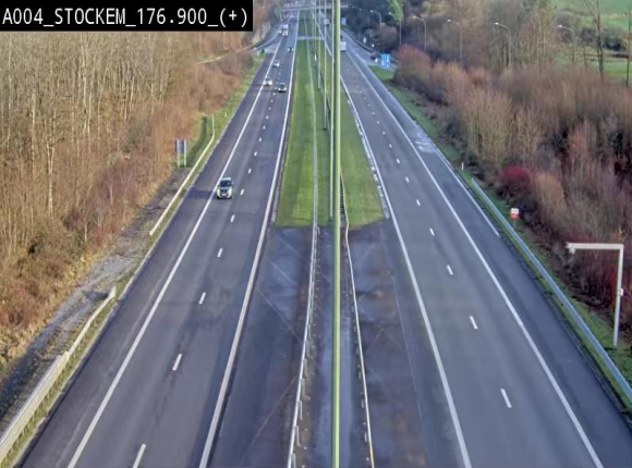 <h2>Webcam au-dessus de l'E411 sur la N83 à hauteur de la sortie Stockem. Vue orientée vers Arlon</h2>
