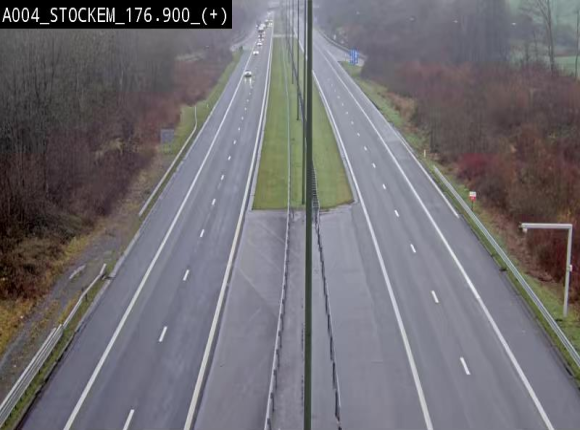 <h2>Webcam au-dessus de l'E411 sur la N83 à hauteur de la sortie Stockem. Vue orientée vers Arlon</h2>
