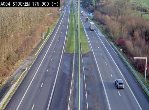<h2>Webcam au-dessus de l'E411 sur la N83 à hauteur de la sortie Stockem. Vue orientée vers Arlon</h2>