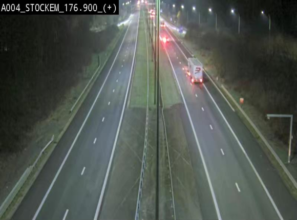 Webcam au-dessus de l'E411 sur la N83 à hauteur de la sortie Stockem. Vue orientée vers Arlon