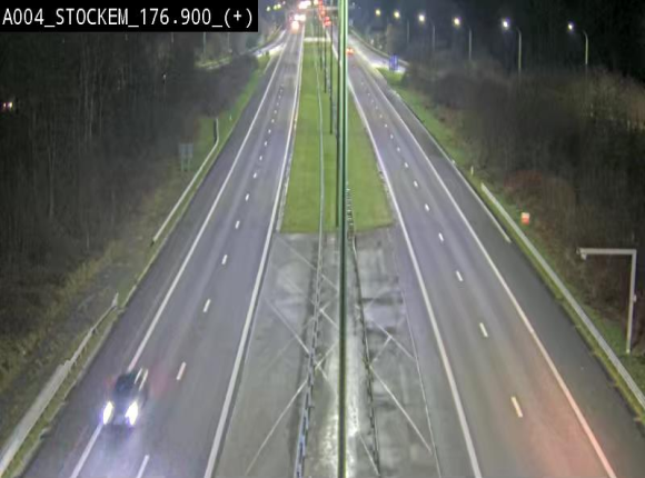 <h2>Webcam au-dessus de l'E411 sur la N83 à hauteur de la sortie Stockem. Vue orientée vers Arlon</h2>