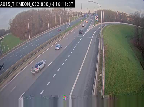 <h2>Caméra trafic Belgique - Thiméon - E42, jonction avec A54 (E420) direction La Louvière/Charleroi - BK 82.82</h2>