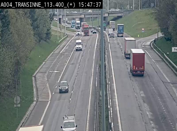 Webcam dans les Ardennes sur l'E411 à hauteur de Transinne. Vue orientée vers le sud de la Belgique