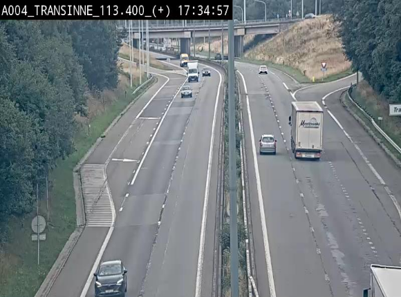 <h2>Webcam dans les Ardennes sur l'E411 à hauteur de Transinne. Vue orientée vers le sud de la Belgique</h2>